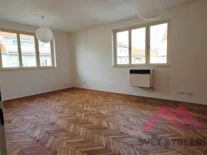 Pronájem bytu 2+1, Praha - Žižkov, Ambrožova, 80 m2