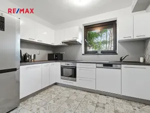 Pronájem rodinného domu, Dýšina, Kostelní, 171 m2