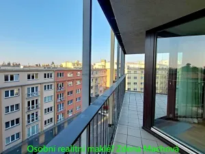 Pronájem bytu 1+kk, Praha - Žižkov, Ke kapslovně, 38 m2