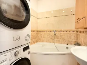 Prodej bytu 3+1, Osek, Slovenská, 75 m2