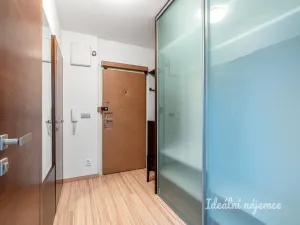 Pronájem bytu 3+1, Praha, Volutová, 76 m2