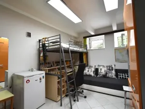 Pronájem bytu 1+kk, Praha - Střešovice, náměstí Před bateriemi, 17 m2