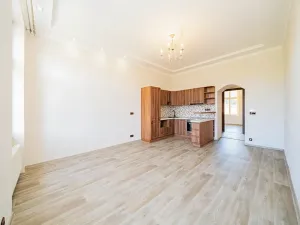 Prodej bytu 3+kk, Praha - Smíchov, Nádražní, 64 m2