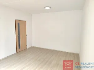 Pronájem bytu 1+1, Znojmo, Gagarinova, 35 m2