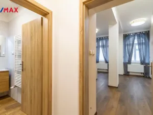 Pronájem bytu 1+kk, Praha - Žižkov, Cimburkova, 30 m2
