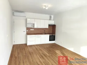 Pronájem bytu 1+kk, Znojmo, Jarošova, 35 m2