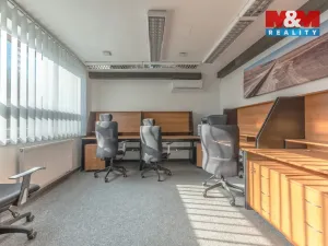 Pronájem kanceláře, Mělník, Nemocniční, 192 m2