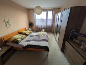 Prodej bytu 3+1, Dubí, Tovární, 81 m2