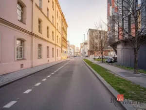 Prodej bytu 3+kk, Praha - Karlín, Pobřežní, 79 m2