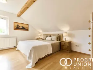 Prodej rodinného domu, Valašská Polanka, 350 m2