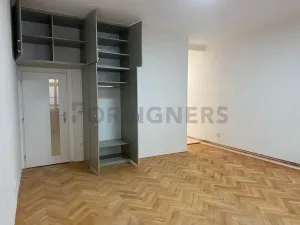 Pronájem bytu 1+kk, Hradec Králové, Velké náměstí, 40 m2