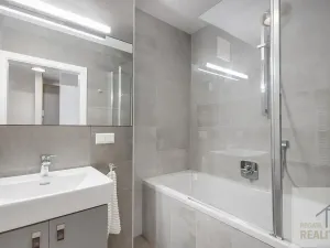 Prodej bytu 3+kk, Treffen am Ossiacher See, Rakousko, Bergstraße, 75 m2