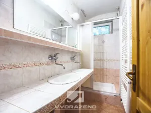 Prodej ubytování, Dolní Dvůr, 149 m2