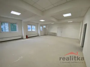 Pronájem obchodního prostoru, Opava - Kateřinky, Válečkova, 80 m2
