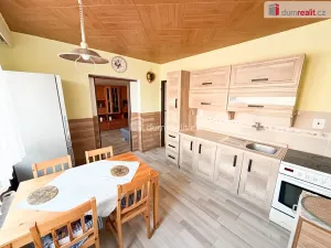 Prodej bytu 3+1, Chotětov, Palackého, 80 m2