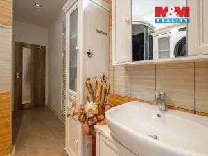 Pronájem bytu 3+kk, Praha - Libeň, Sokolovská, 61 m2