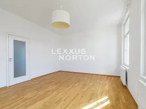 Pronájem bytu 2+kk, Praha - Žižkov, Žižkovo náměstí, 61 m2