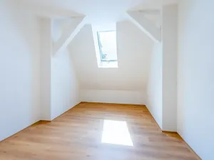 Pronájem bytu 2+1, Aš, Hlavní, 61 m2