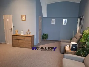 Pronájem obchodního prostoru, Žatec, Poděbradova, 145 m2