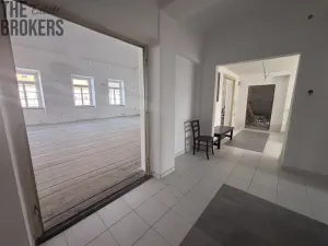 Pronájem kanceláře, Blatná, náměstí Míru, 370 m2