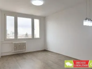 Pronájem bytu 2+kk, Praha, Pujmanové, 40 m2
