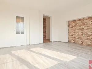 Prodej bytu 3+1, Pátek, 79 m2