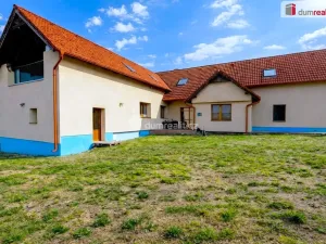 Prodej rodinného domu, Hostín, 210 m2