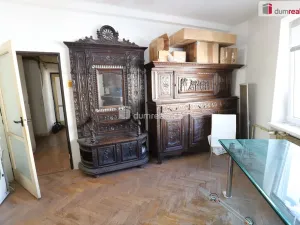 Prodej bytu 2+1, Karlovy Vary, nábřeží Jana Palacha, 63 m2