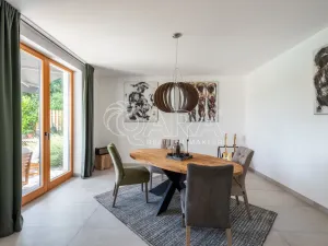 Prodej rodinného domu, Statenice, Nad Vinicí, 219 m2