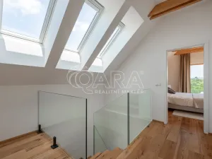 Prodej rodinného domu, Statenice, Nad Vinicí, 219 m2