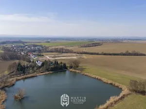 Prodej pozemku pro bydlení, Komárov, 954 m2