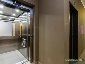 Pronájem bytu 2+kk, Praha - Střížkov, Zakšínská, 52 m2