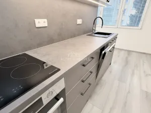 Pronájem bytu 2+1, Vimperk - Vimperk II, Čelakovského, 60 m2