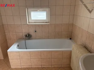 Prodej pozemku pro bydlení, Žlutice, Poděbradova, 358 m2