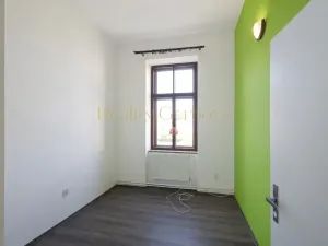 Prodej bytu 4+1, Jindřichův Hradec - Jindřichův Hradec I, Sady, 108 m2