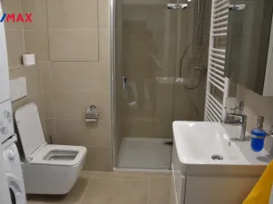 Pronájem bytu 1+kk, Znojmo, Jarošova, 33 m2