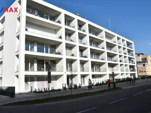 Pronájem bytu 1+kk, Znojmo, Jarošova, 33 m2