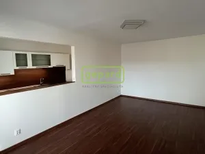 Prodej bytu 3+1, Český Krumlov, Sídliště Plešivec, 69 m2