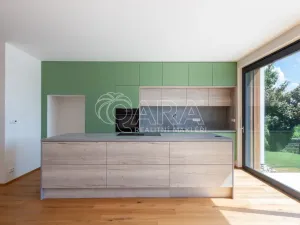 Prodej rodinného domu, Statenice, Nad Vinicí, 270 m2