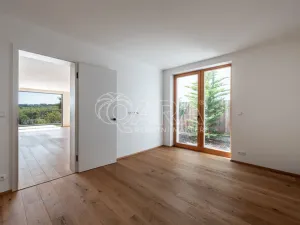 Prodej rodinného domu, Statenice, Nad Vinicí, 270 m2