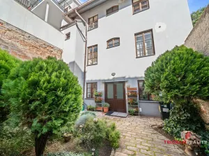 Pronájem bytu 1+kk, Hradec Králové, Dlouhá, 25 m2