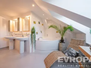 Prodej rodinného domu, Psáry, Pod Skalkou, 363 m2