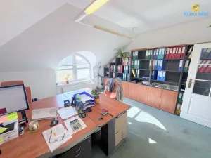 Pronájem vily, Praha - Kunratice, Vídeňská, 350 m2