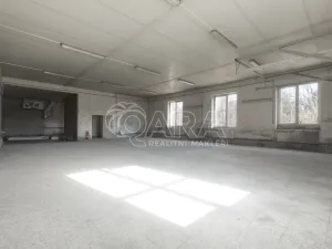Pronájem výrobních prostor, Nový Jičín, Riegrova, 2293 m2