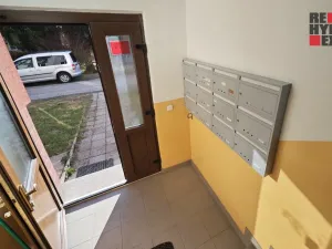 Pronájem bytu 1+kk, Liberec - Liberec V-Kristiánov, Stavbařů, 28 m2