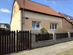 Prodej rodinného domu, Kralupy nad Vltavou - Lobeček, Marie Majerové, 130 m2