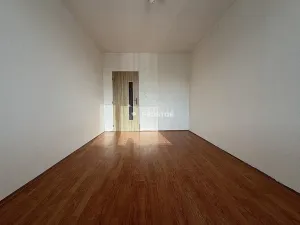 Prodej bytu 3+kk, Praha - Kyje, Travná, 62 m2