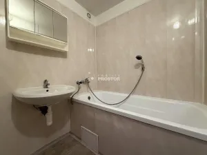 Prodej bytu 3+kk, Praha - Kyje, Travná, 62 m2
