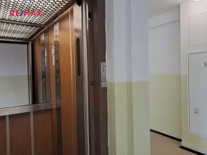 Pronájem bytu 2+kk, Praha - Písnice, Na okruhu, 50 m2