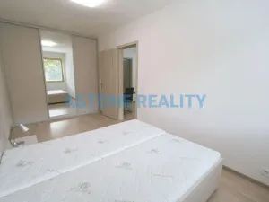 Pronájem bytu 2+kk, Praha - Košíře, Pod Kavalírkou, 52 m2